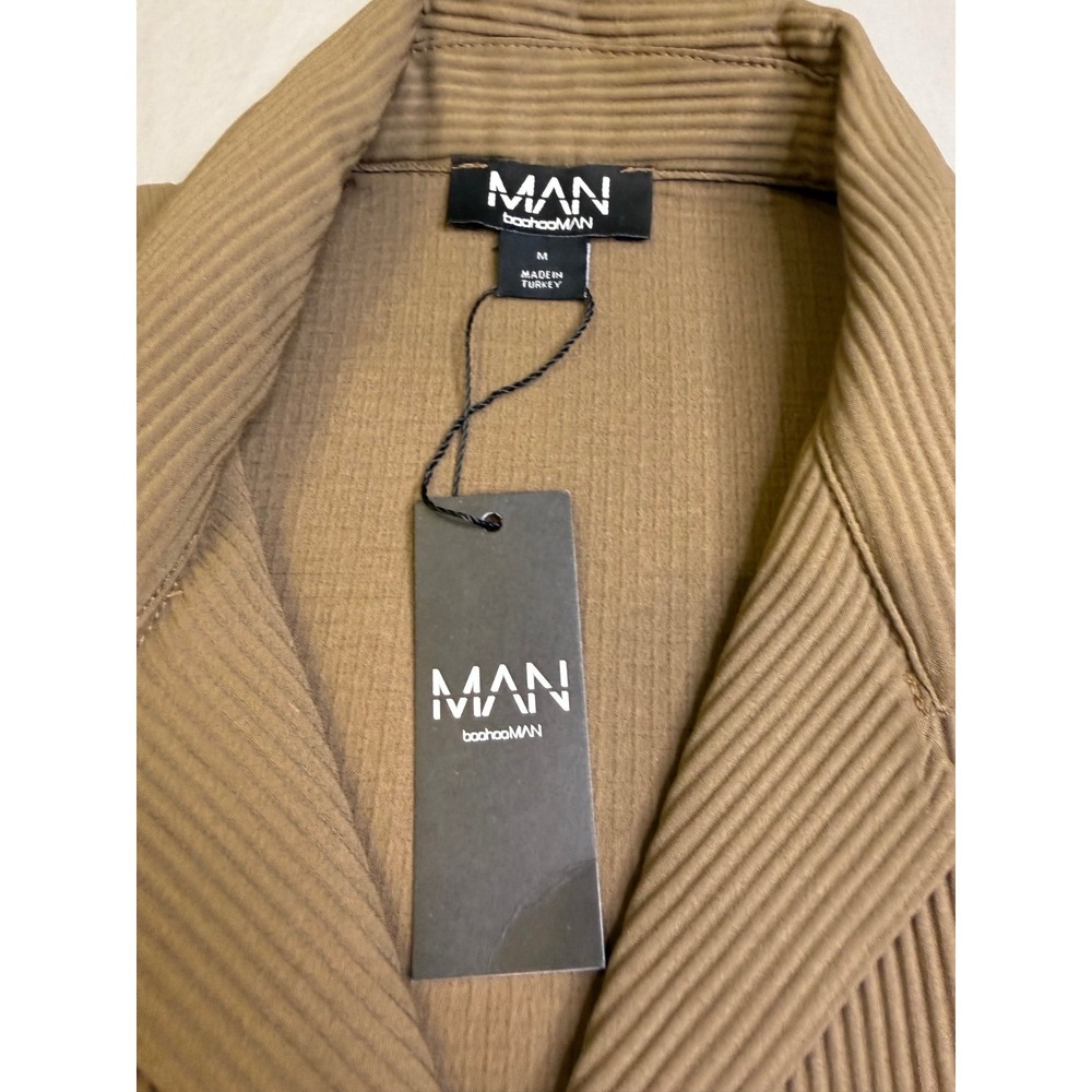 NWT boohoo MAN Oversized Men's Technical Short Sleeve Shirt Mocha RN167448